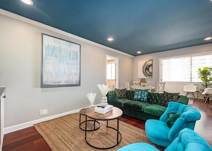 City View Newly Renovated 3 Beds With Free Parking Lm2209