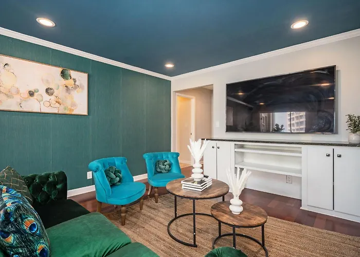 City View Newly Renovated 3 Beds With Free Parking Lm2209