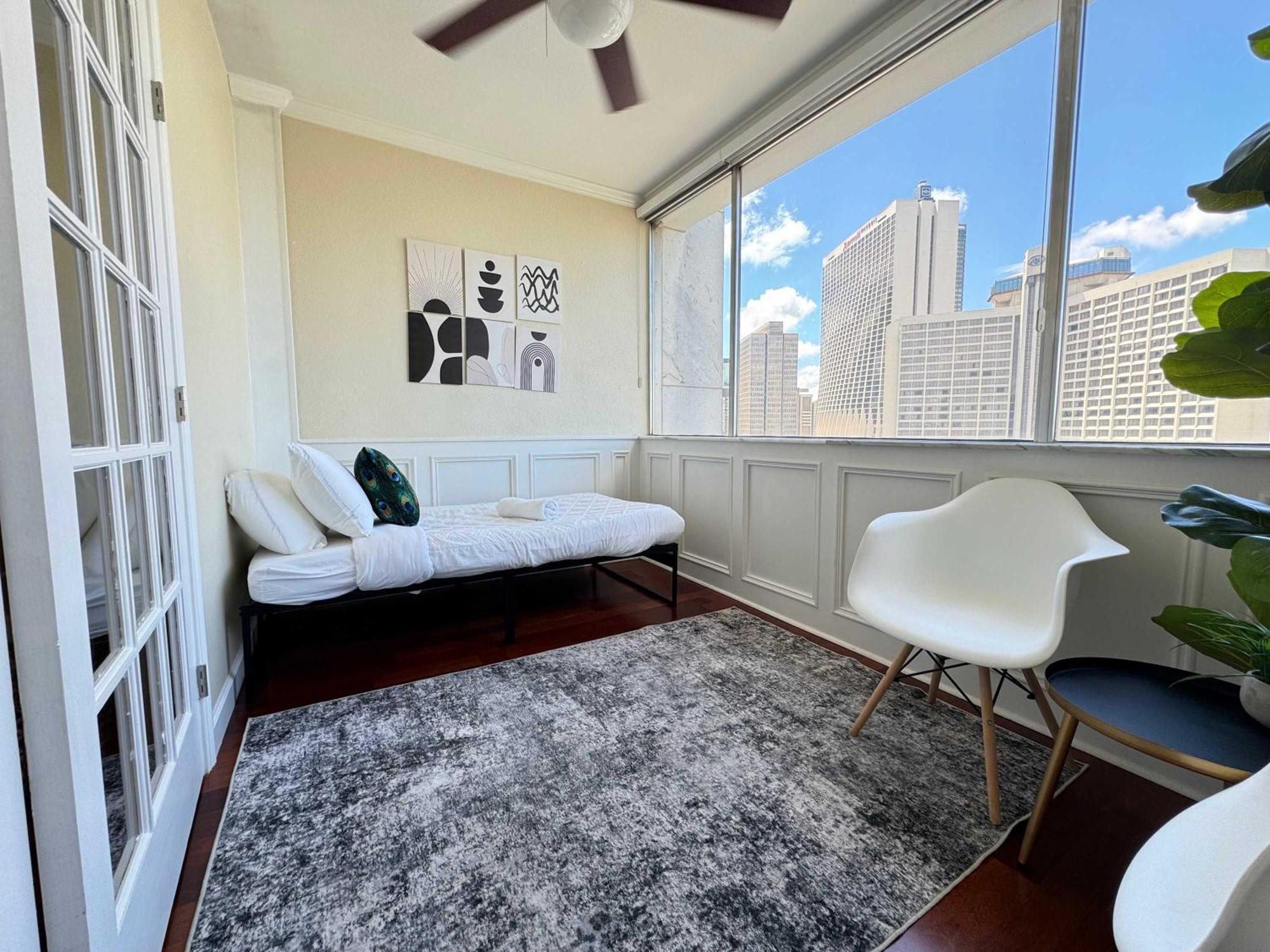 View Newly Renovated 3 Beds With Free Parking Lm2209 Holiday home Atlanta